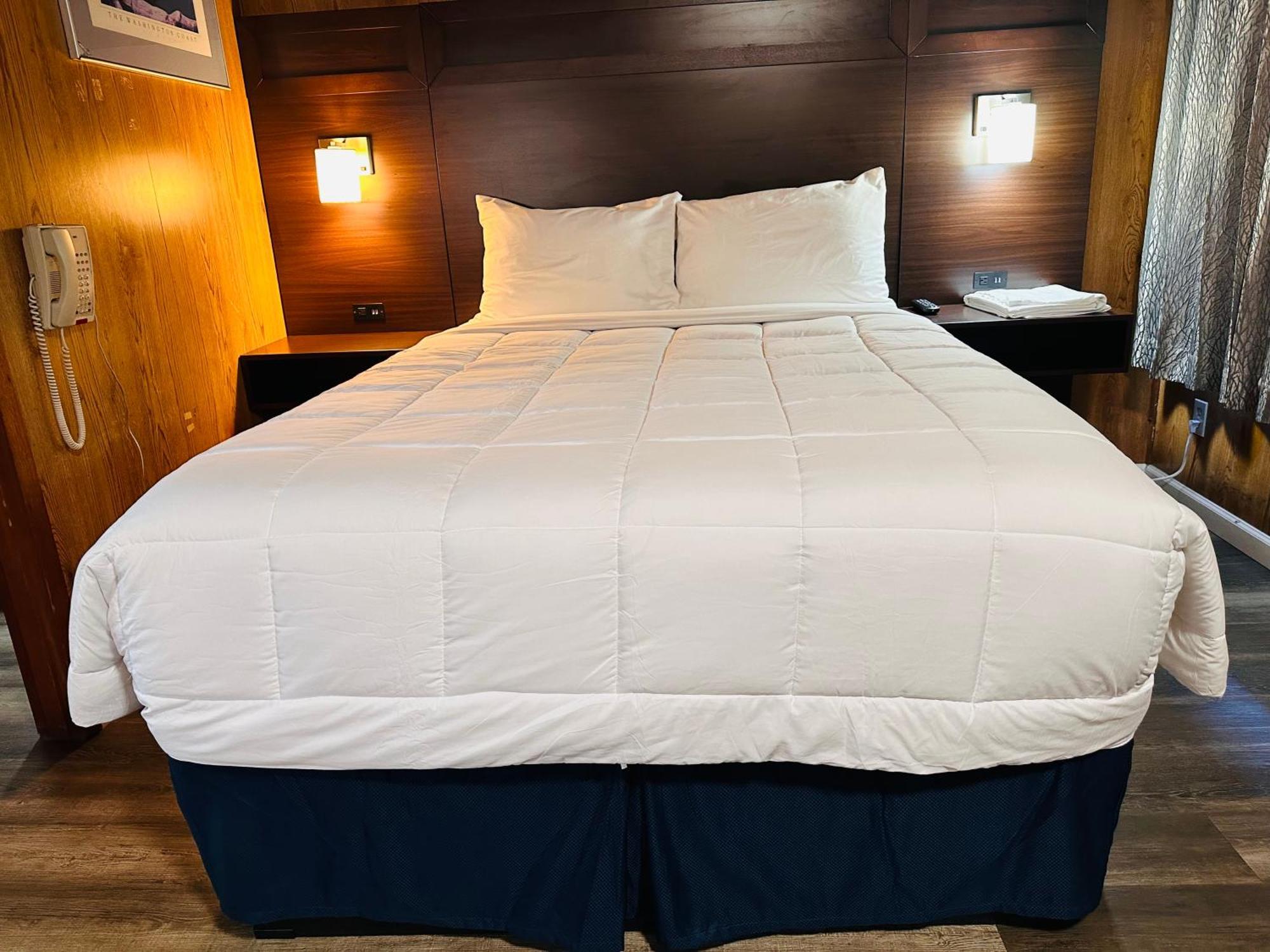 בליין Anchor Inn Motel By Loyalty מראה חיצוני תמונה